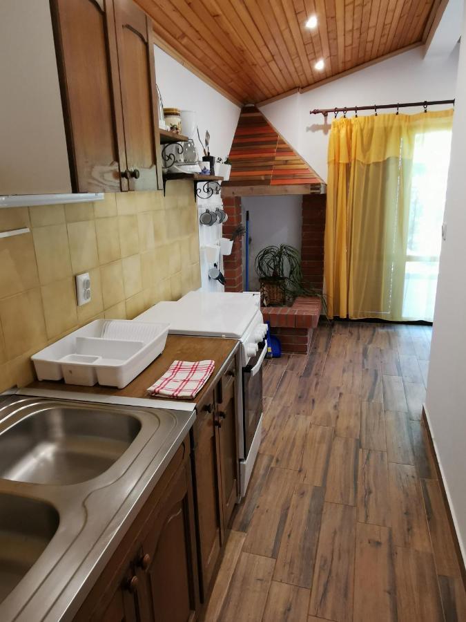 Apartment Kika Liznjan Bagian luar foto